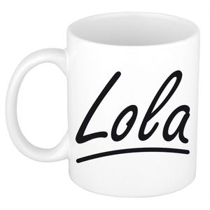 Naam cadeau mok / beker Lola met sierlijke letters 300 ml