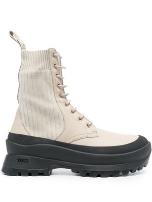 Stella McCartney bottines Trace à lacets - Tons neutres
