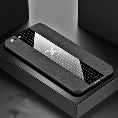 Voor OPPO A57 XINLI stiksels doek Textue schokbestendige TPU beschermhoes (zwart)