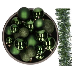 Kerstversiering set - donkergroen - 26x kerstballen 6-8-10 cm en kerstslinger - kunststof