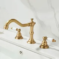 AquaVintage 3-Gats Waterval Wastafelkraan - Klassieke Luxe in Antiek Messing