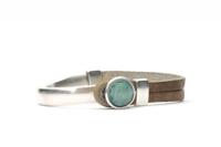 Qoss Taupe Armband Gwen Groene Bol - Maat S