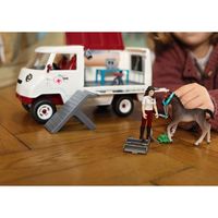 Schleich Horse Club Mobile vet with hannoverian foal - 42439 - thumbnail