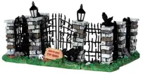 Lemax spooky iron gate and fence s/5 accessoire Spooky Town 2013 Lemax spooky iron gate and fence s/5 accessoire Spooky Town 2013