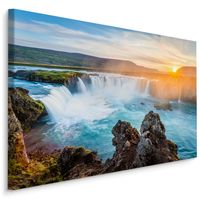 Schilderij - IJslandse waterval bij zonsondergang, multi-gekleurd, 4 maten, premium print