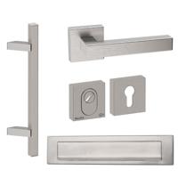 Hardbrass Voordeurset vierkant met greep Toronto 460mm schuin anti-kerntrek SKG*** - RVS
