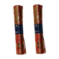 Decoratie stof/tafelloper - 2x - rood -500 x 28 cm - polyester - tafeldecoratie - kerstversiering