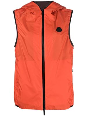 Moncler gilet zippé à capuche - Rouge Moncler gilet zippé à capuche - Rouge