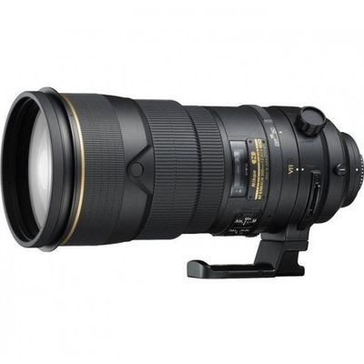 Nikon AF-S 300mm F/2.8G ED VR II N + HK-30 (zonnekap)