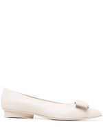 Ferragamo chaussures Viva en cuir - Tons neutres