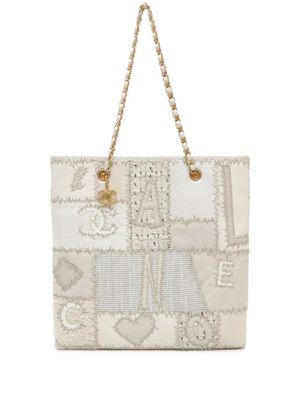 CHANEL Pre-Owned sac cabas 2017 à design patchwork - Tons neutres