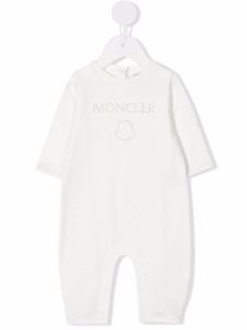 Moncler Enfant barboteuse à logo brodé - Blanc