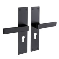 Mooi Deurbeslag Deurklink Nova zwart met schild en cilindergat 55 mm