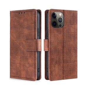 iPhone XS Max hoesje - Bookcase - Pasjeshouder - Portemonnee - Krokodil patroon - Kunstleer - Bruin