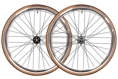 Santafixie 30mm Wielset + Binnenbanden + Banden - Zilver/Zwart Classic Santafixie 30mm Wielset + Binnenbanden + Banden - Zilver/Zwart Classic