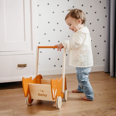 Houten loopwagen met naam
