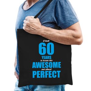 It took 60 years to become this awesome verjaardag cadeau tasje zwart voor heren