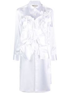 Comme Des Garçons robe-chemise satinée à volants - Blanc