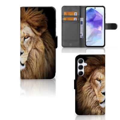 Samsung Galaxy A55 | Telefoonhoesje | Met pasjeshouder | Leeuw