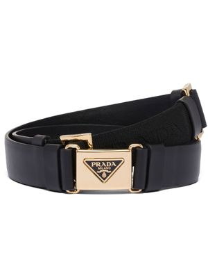 Prada ceinture en cuir à logo triangulaire - Noir