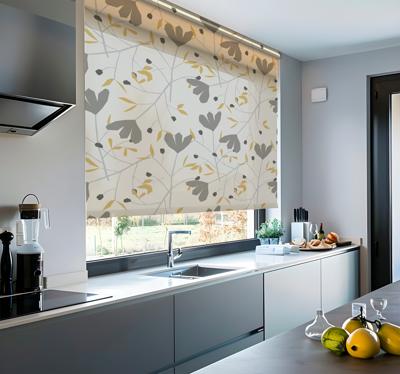 Grijze en gele bloemen raambekleding Scandinavisch