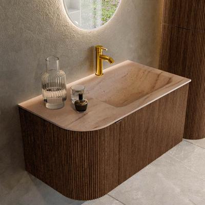 Badmeubel Mondiaz Kurve-Dlux | 85 cm | Meubelkleur Walnut | Wastafelkleur Saba | Solid surface | Wasbak rechter zijde spoelbak | 1 kraangat