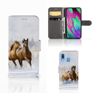 Samsung Galaxy A40 Telefoonhoesje met Pasjes Paarden