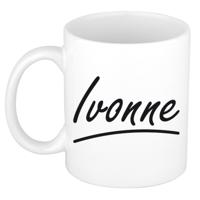 Ivonne Naam koffiemok - beker - met sierlijke letters - wit - 300 ml - Cadeau - Dames