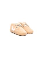VEJA Kids chaussures de pré-marche en daim - Tons neutres