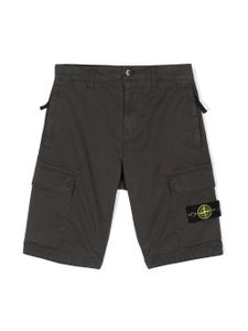 Stone Island Junior short à motif Compass - Gris