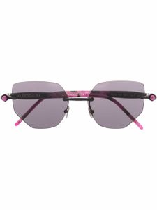 Kuboraum lunettes de soleil à monture papillon - Rose