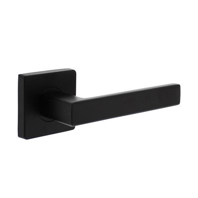 Intersteel Deurklink Hera op vierkant rozet mat zwart