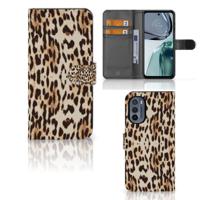 Motorola Moto G62 5G | Telefoonhoesje | Met pasjeshouder | Leopard