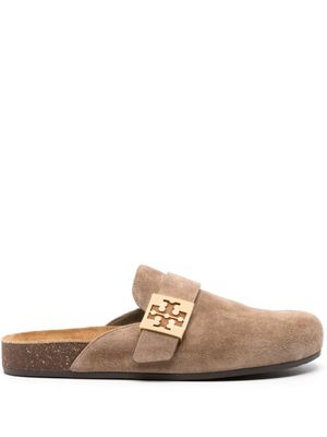 Tory Burch mules en daim à plaque logo - Marron