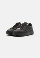Guess Donna Sneakers Dames Zwart - Maat 37 - Kleur: Zwart | Soccerfanshop