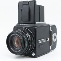 Hasselblad 500C/M + Carl Zeiss Planar T* 80mm F/2.8 C + A16 Back occasion