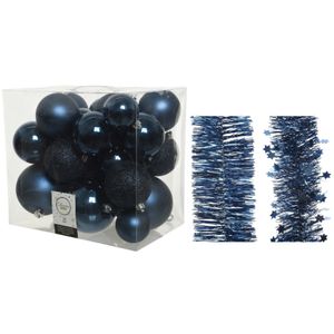 Kerstversiering kunststof kerstballen 6-8-10 cm met folieslingers pakket donkerblauw van 28x stuks