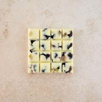 Chocolates For You Choc block wit berries/pistachio 100 gram