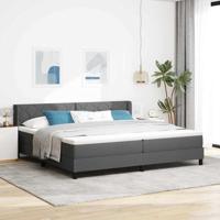 Boxspringbed met matras in donkergrijs, 200 x 200 cm in stof.