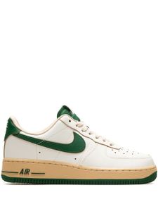 Nike baskets Air Force 1 'Gorge Green' - Blanc