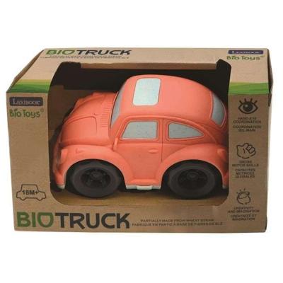 Oranje auto in tarwevezels, recyclebaar en biologisch afbreekbaar