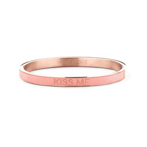 Key Moments 8KM BC0019 Stalen Bangle met Tekst Kiss Me One-size Rosékleurig / Roze