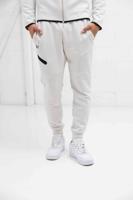 Under Armour Unstoppable Fleece Trainingsbroek Heren Gebroken Wit - Maat M - Kleur: Wit | Soccerfanshop
