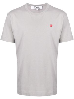 Comme Des Garçons Play t-shirt à patch cœur - Gris