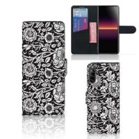 Sony Xperia L4 Hoesje Black Flowers | Portemonnee hoesje