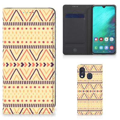 Samsung Galaxy A40 | Hoesje met Magneet | Aztec Yellow