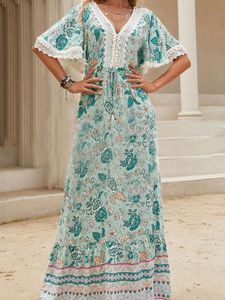 V Neck Floral Boho Regular Fit Dress