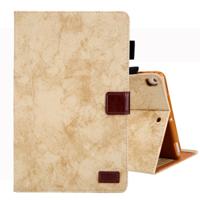Voor iPad 10 2 inch Business stijl horizontale Flip lederen draagtas met houder & kaartsleuf & fotolijstjes & slaap/Wake-up functie (geel)