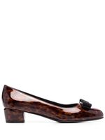 Ferragamo escarpins Vara en cuir verni - Marron