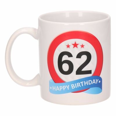Verjaardag 62 jaar verkeersbord mok / beker